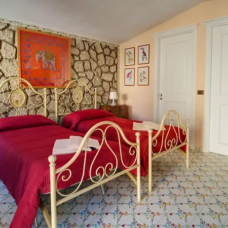 Apartment Maison D'ileane By Italianhost